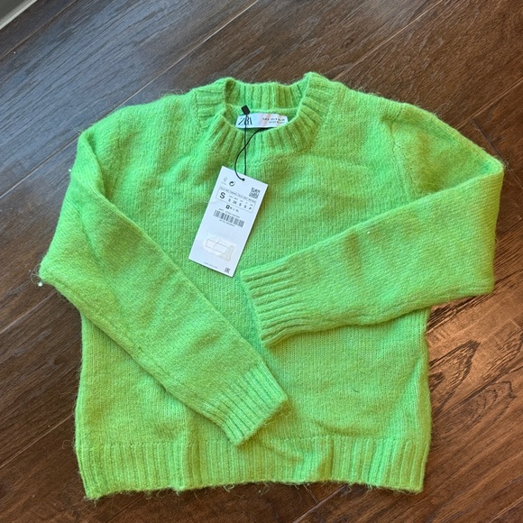 Zara Sweaters - Zara Women's Bright Lime Sweater